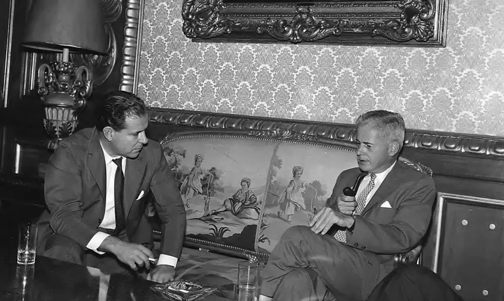 60 anos do golpe: Jango (a direita) e o embaixador dos Estados Unidos, Lincoln Gordon - Foto: Arquivo Nacional