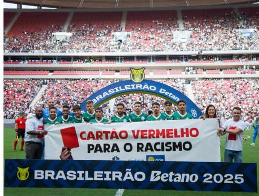 Cartão Vermelho para o Racismo rumo à sua nacionalização