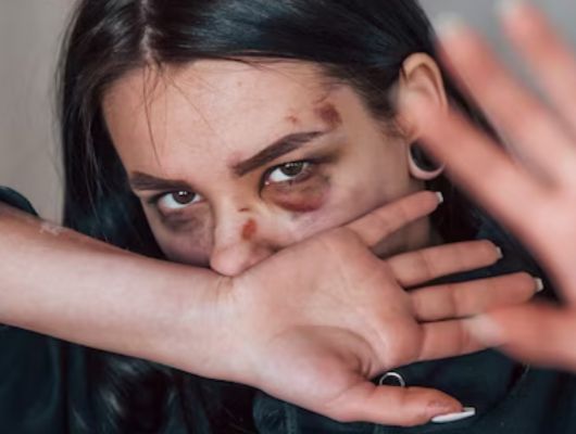 Feminicídio no DF aumenta em 2025: Saiba como pedir ajuda
