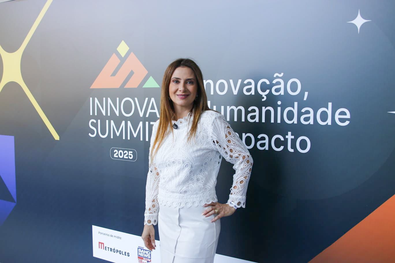 Sandra Faraj palestra no Innova Summit 2025