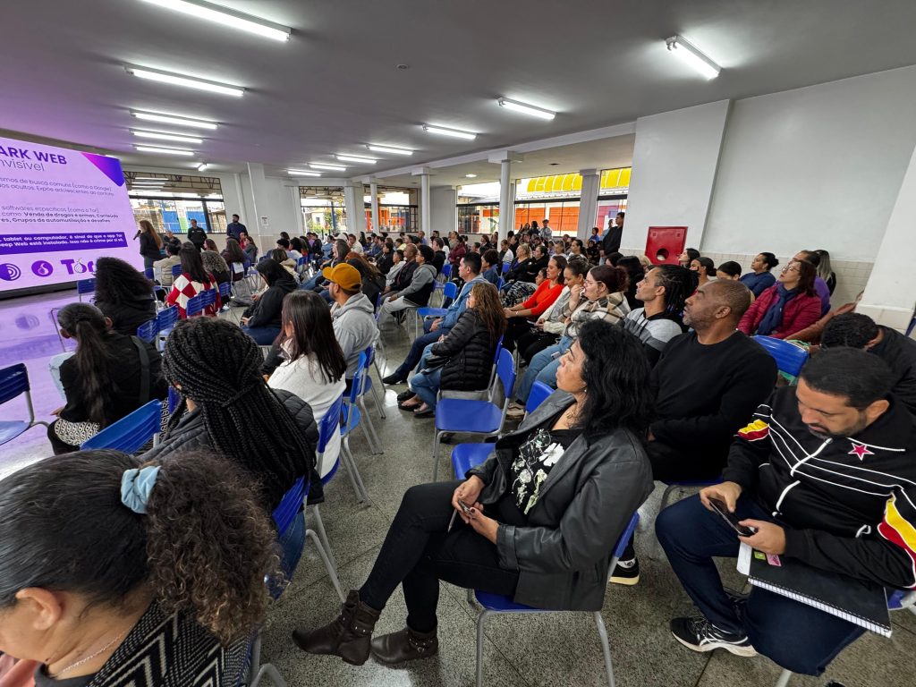 Gama: 500 participantes na palestra Desafio Não É Brincadeira 2 Gama: 500 participam da palestra Desafio Não É Brincadeira