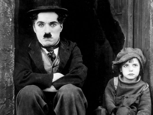 “Chaplin”, em cartaz no CCBB Brasília, oferece curso gratuito e Sessão Atípica do clássico “O Garoto” (1921) 98 “Chaplin”, em cartaz no CCBB Brasília,