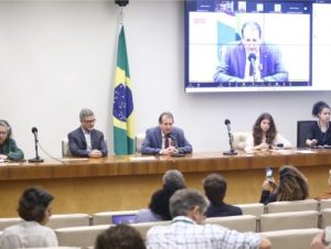 Frente ambientalista vê petróleo, licenciamento e metas climáticas como contradições na COP30