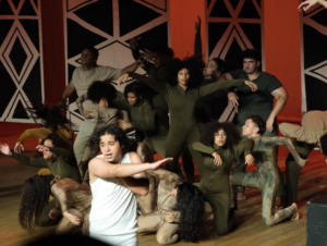 Premiado espetáculo “Manual Antirracista” realiza apresentações gratuitas no DF