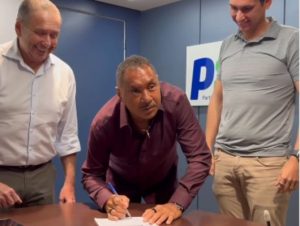 Tiririca deixa o PL-SP , retorna ao Ceará e se candidatará pelo PSD-CE 1 Design sem nome 72